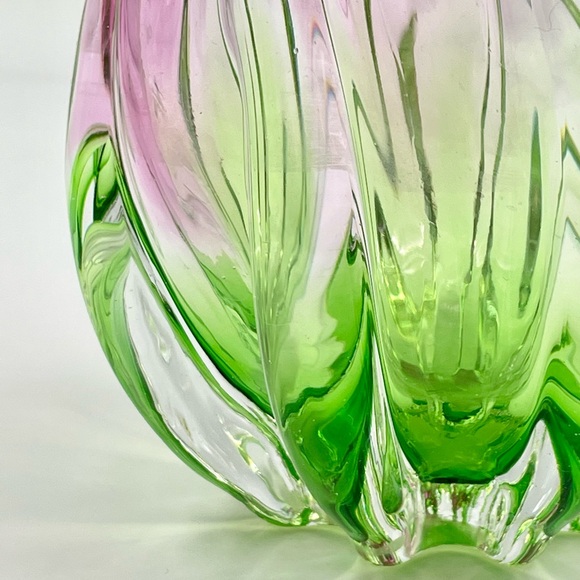 Teleflora Gift Violet Green Swirl Vase (Made in China) - Picture 10 of 11